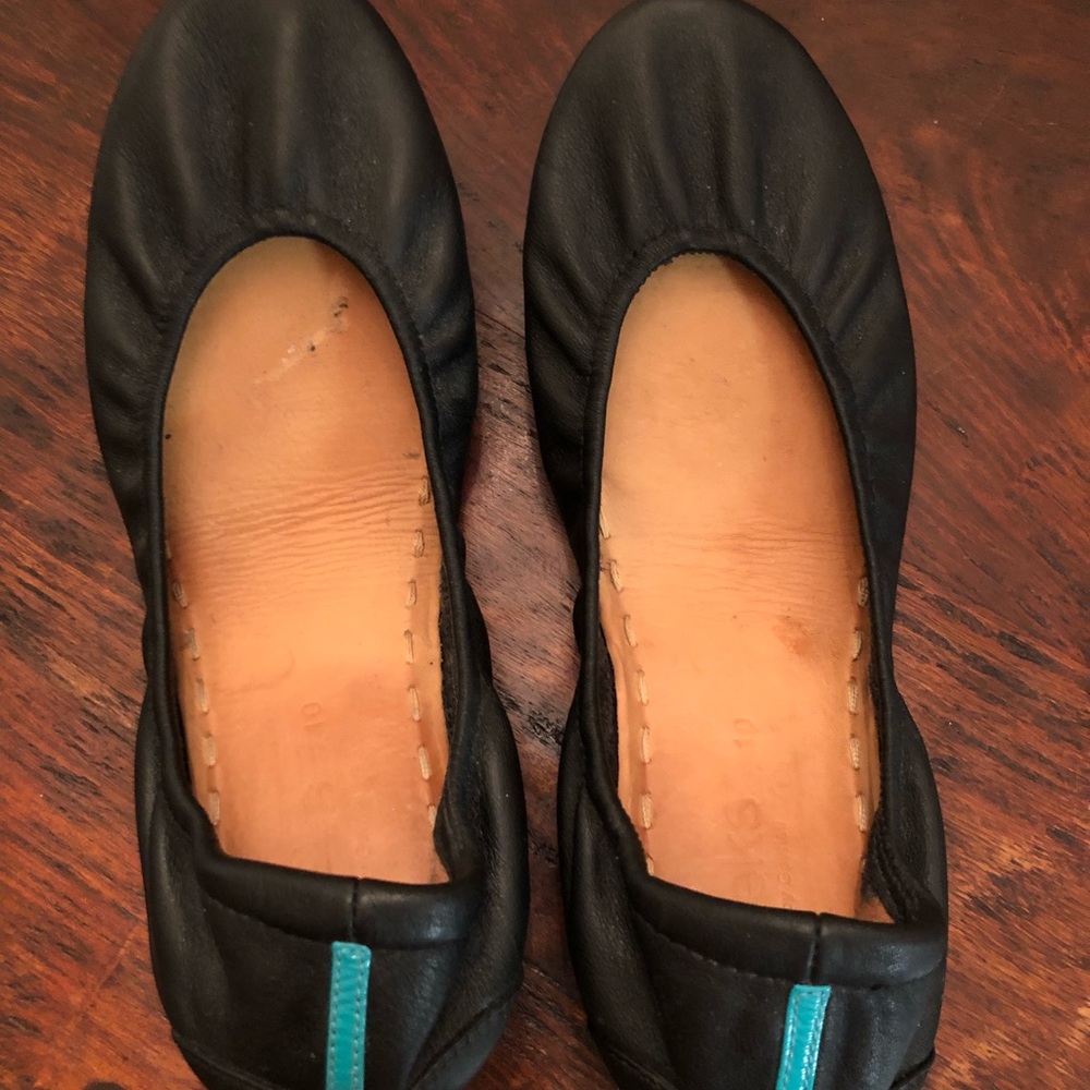 VGUC Black Tieks, Classic ballet flats, Size 10
